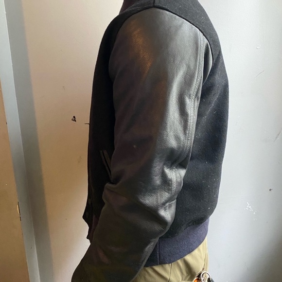 Womans Nike Vintage bomber jacket - Picture 2 of 5